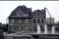 Herdam - Reste der Posth&auml;user + alter Rathausbrunnen Wesseling_00-07-1981_bearb